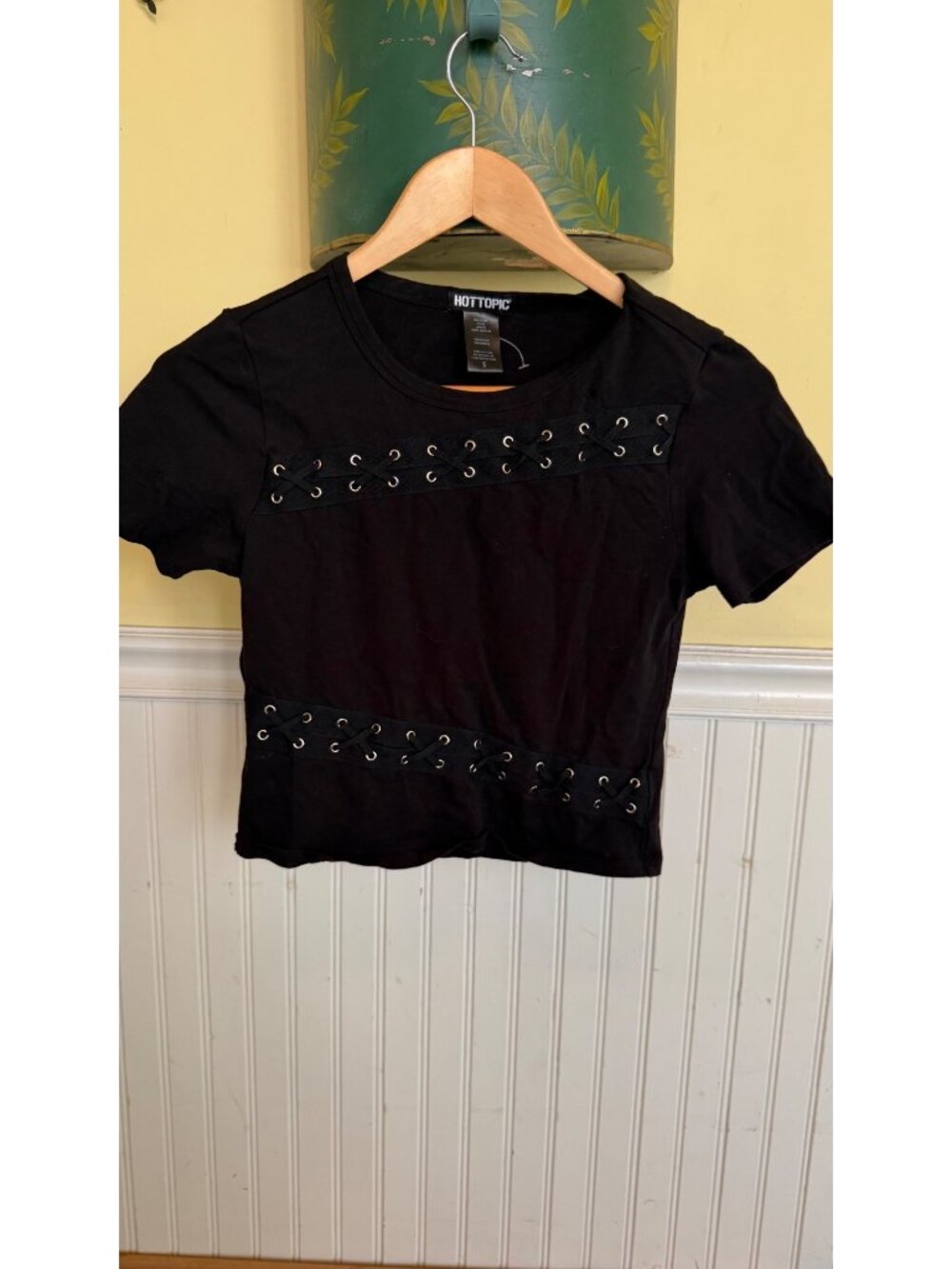 Hot Topic Black Lace-Up Detail Short Sleeve T-Shirt Size Small